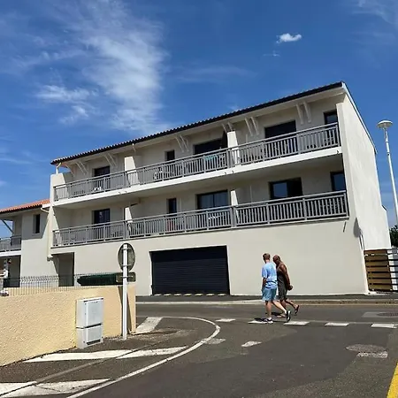 Tres Bel Neuf - Parking Et Terrasse * ביסקארוס